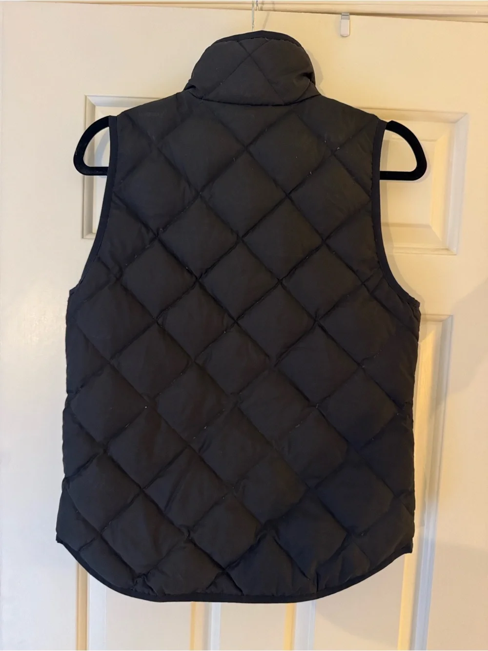 J.Crew Quilted Lightweight Vest - Black size Small